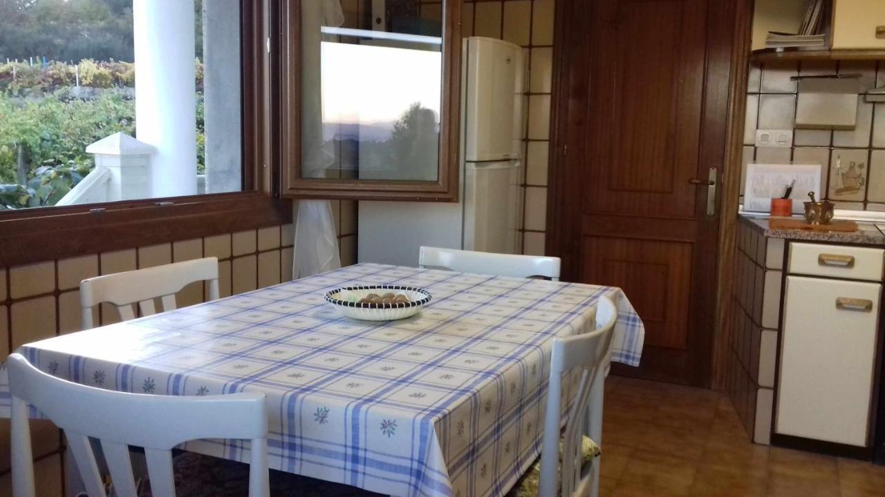Villa Con Piscina En Panton Ribeira Sacra Galicia Ideal Para Familias Bagian luar foto