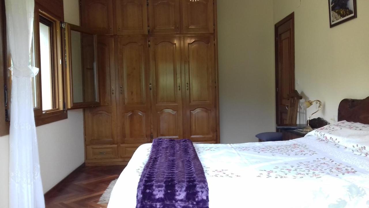 Villa Con Piscina En Panton Ribeira Sacra Galicia Ideal Para Familias Bagian luar foto